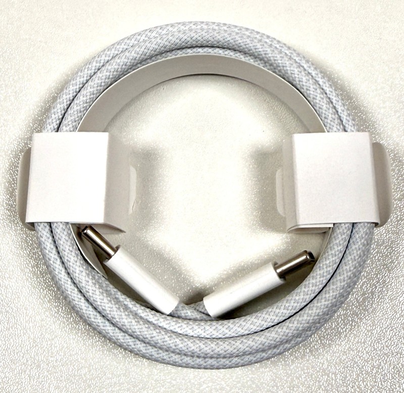 Apple USB-C to USB-C Cable 60W 1.5m MacBook Neo iPad iPhone Genuine OEM Original gallery