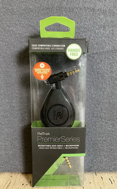 ReTrak Essentials Retractable Auxiliary Cable + Mic Black Ext. 6 Feet Sealed New gallery