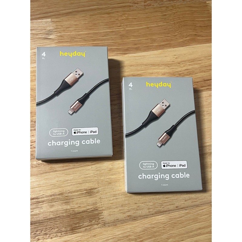 NEW Two Heyday 4′ Black Lightening Charging Cables