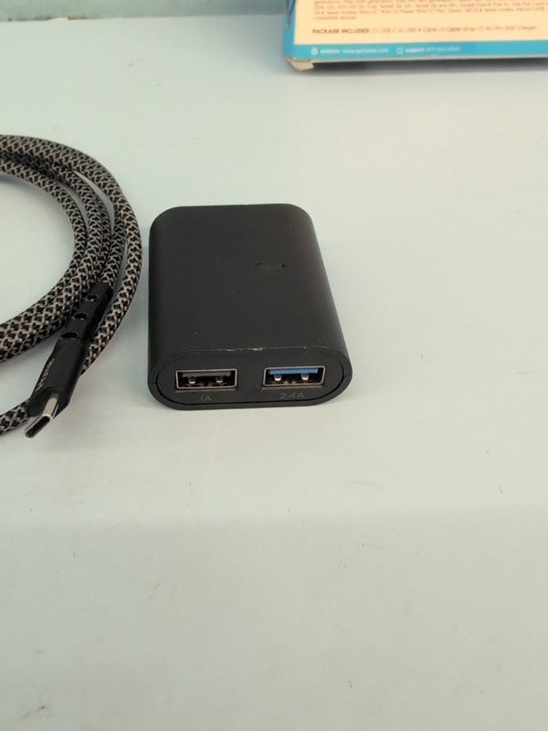 iHome Dual Port Wall Charger & USB-C Cable 6ft Black IHCT3156B-OD gallery