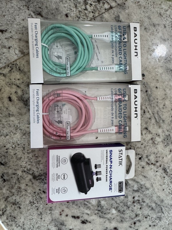 2-6ft Fast Charging Cables Mint Pink + snap and change Power Bank