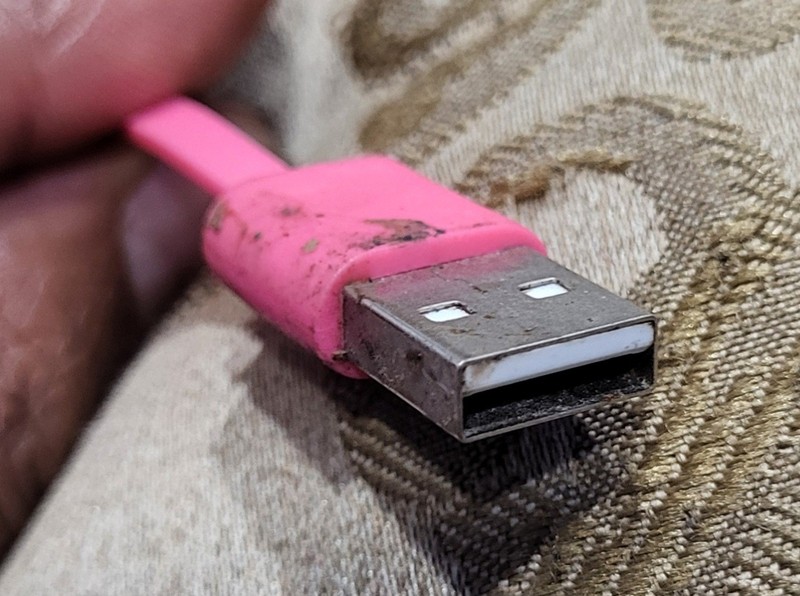 Tzumi Micro-USB-B to USB-A Charge/Sync Cable for Digital Cameras, Pink 2" gallery