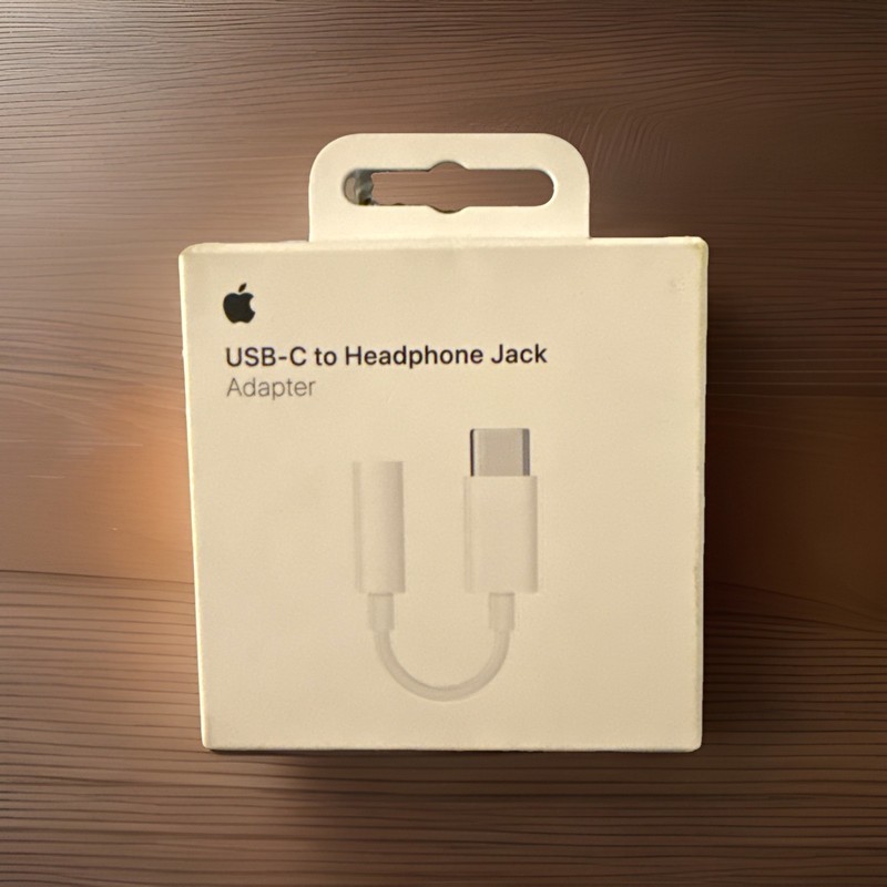 Apple - USB-C to Headphone Jack - 3.5 mm - MW2Q3AM/A - iPad Pro iPhone 17 16 15