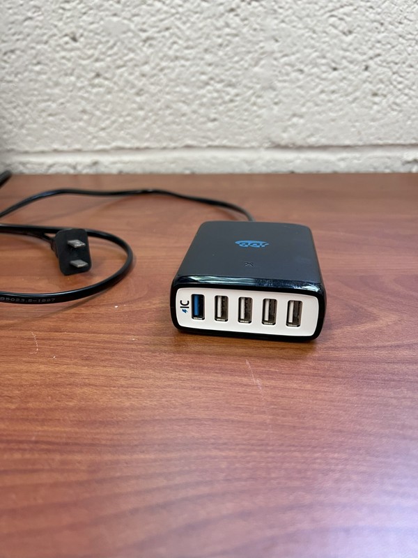 JDB 5 USB Power Adapter (40W) – 5 USB Output