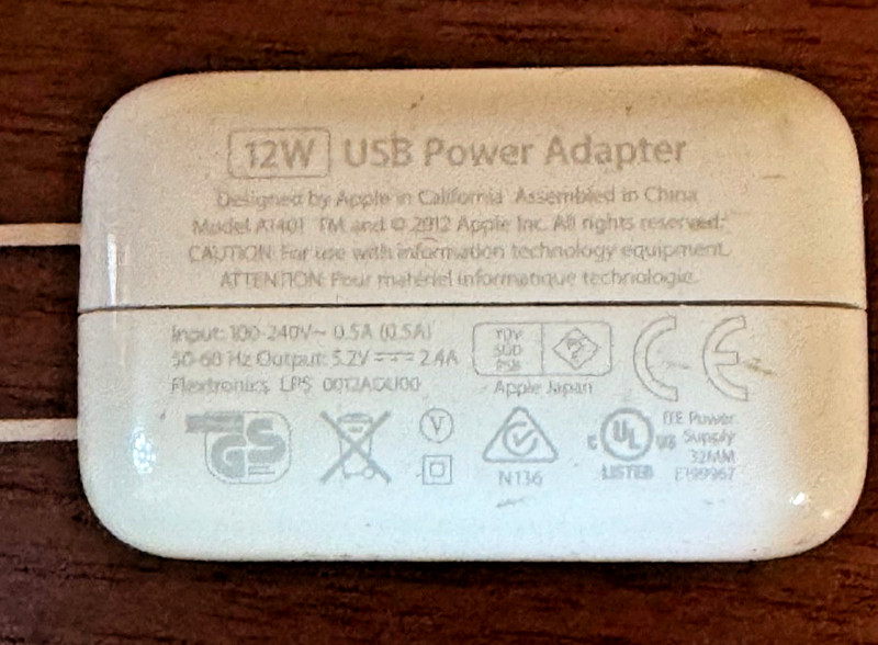 Lot of 5 - Apple USB Power Adapter Charger Wall Cube 5 Watt / 10 Watt / 12 Watt gallery