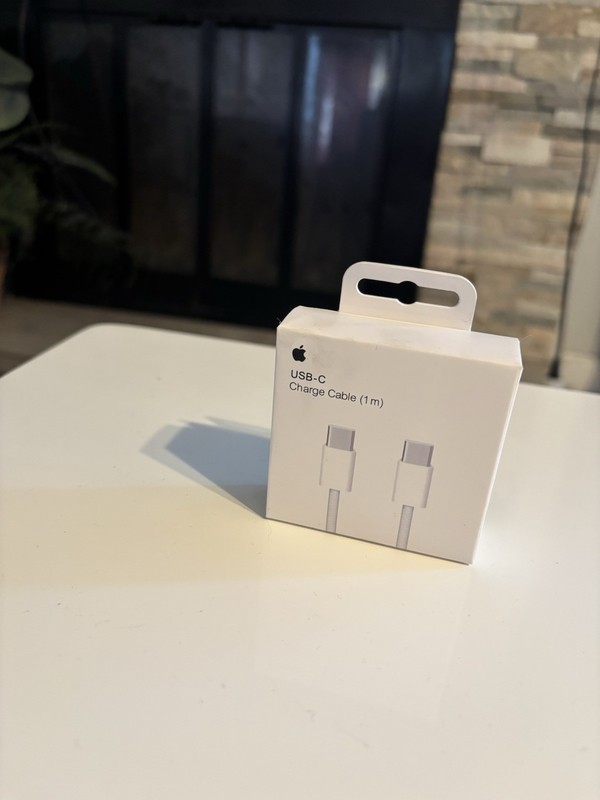 Apple USB-C Charging Cable - White