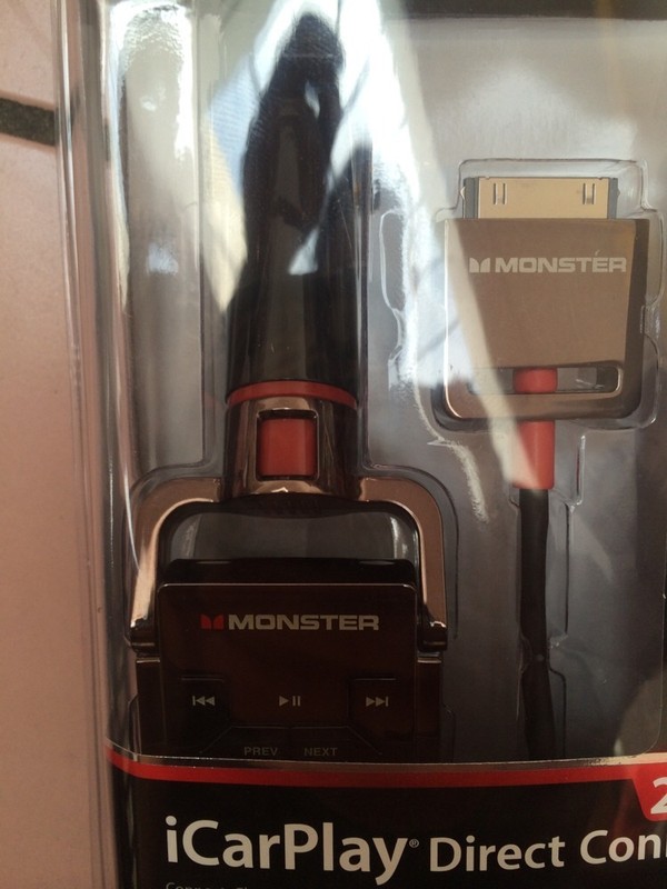 NEW NIB Monster iCarPlay 2000 Controller and Charger for Apple Mobile Products