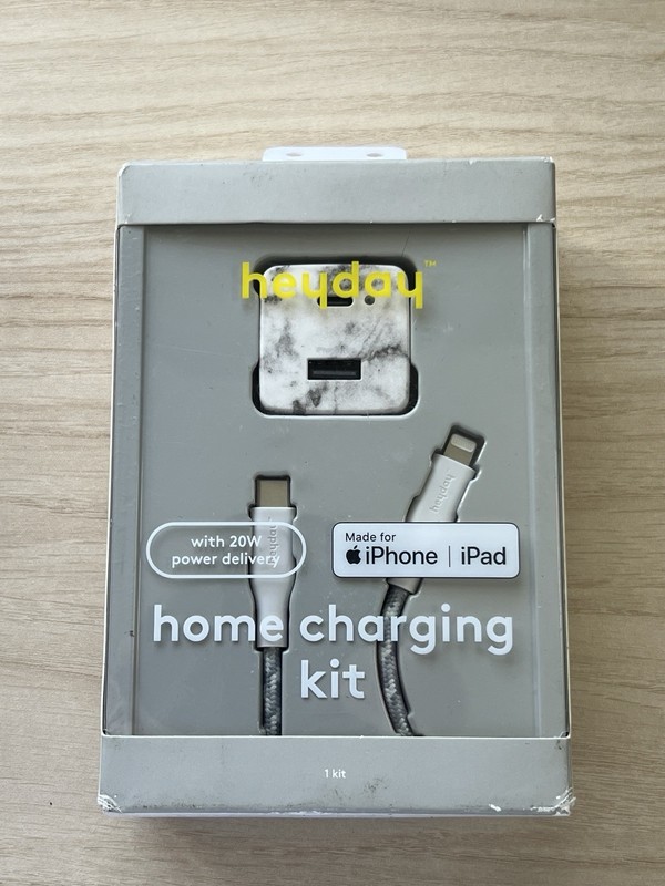 6′ Lightn’ to USB-C Power Delivery Home Charging Kit – Heyday™ Marble
