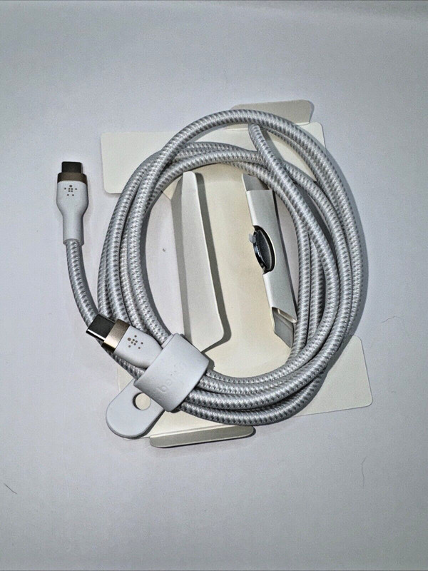 Belkin BoostCharge Pro Flex USB-C to USB-C White 60w 6.6ft Tangle Resistant gallery