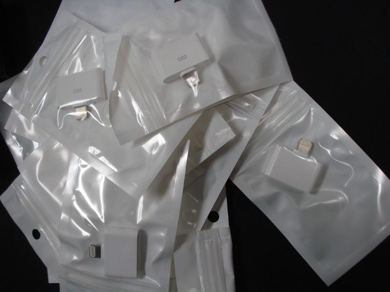 NEW 30 Pin to 8 Pin Phone Adapter Lot of 20