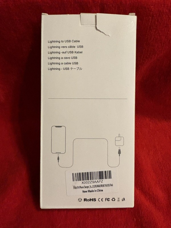 Apple Md818AmA 1M Lightning to USB Cable - White gallery
