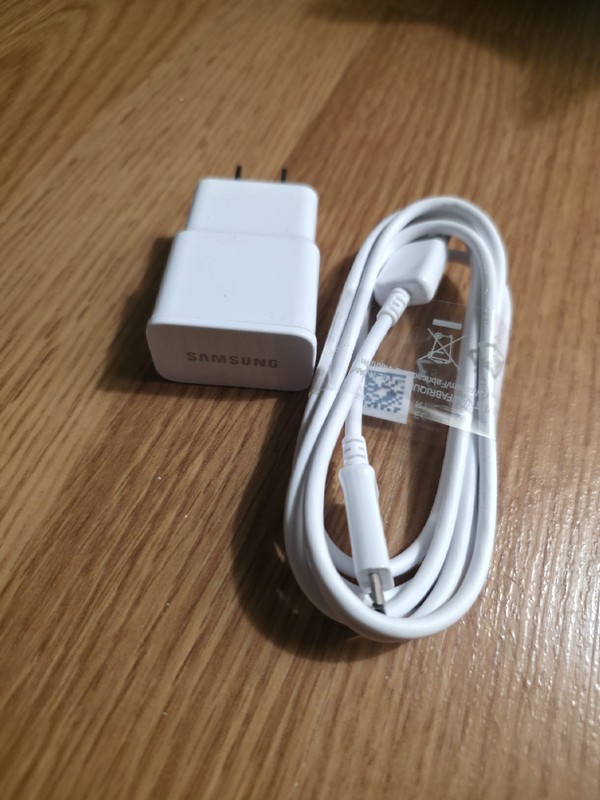 SAMSUNG Genuine Micro Usb Charger Older Android Cord and Base White gallery