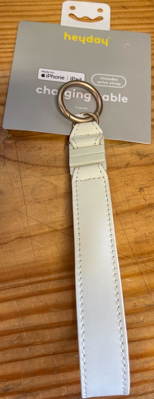 Heyday Wrist Strap Charging Cable Lightning USB-A For iPhone-Off white&ShellPINK