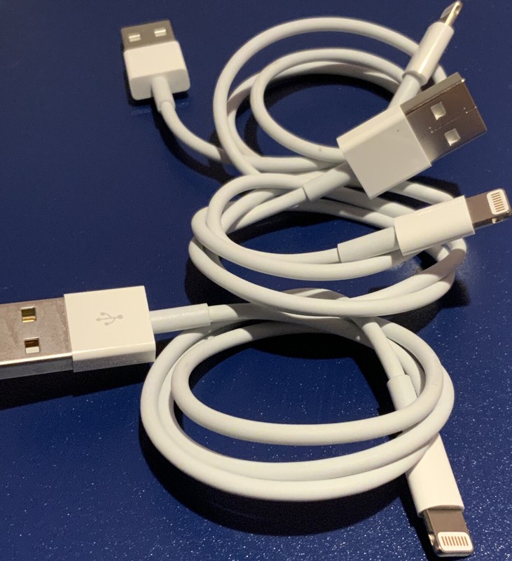 🍒 Apple Lightning To USB Cable 0.5 ME291AM/A‼️As Shown, Lot Of 3🆕 gallery