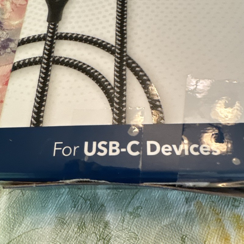 Insignia 4 Foot Micro USB 3.0 Charging or Sync Cable NIB gallery