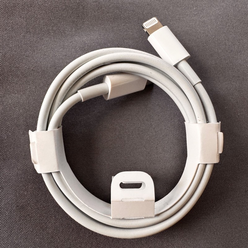 NEW Apple USB-C to Lightning Cable (1 m) White 1 Meter iPhone iPad OEM gallery