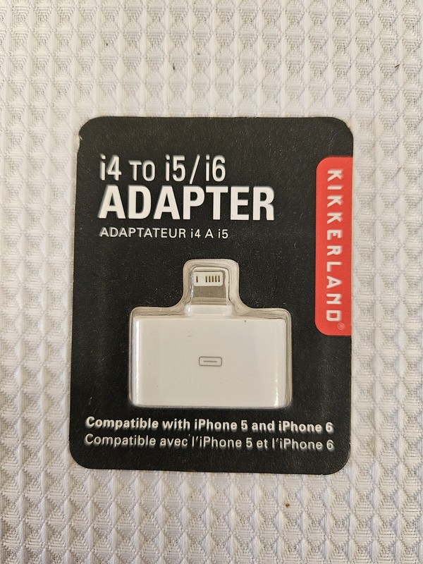 Kikkerland i4 to i5 Adapter Color White NEW