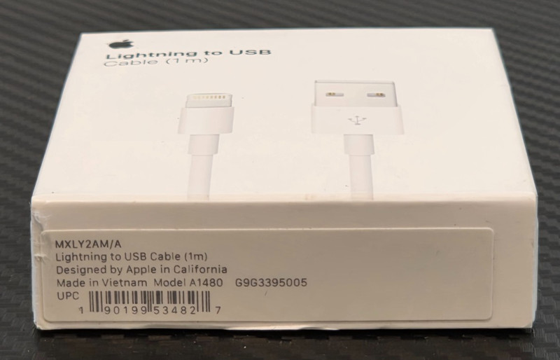 Genuine Apple Lightning To USB Cable 1M White #A1480 gallery