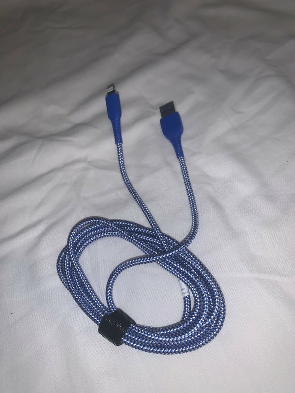 6FT CONNECT ONN BRAIDED USB CHARGING CABLE LIGHTING & USB-C gallery